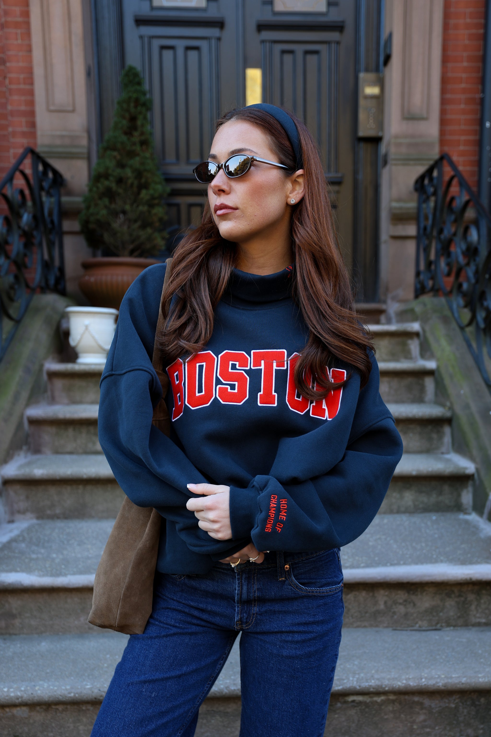 CITY ROLLNECK IN 