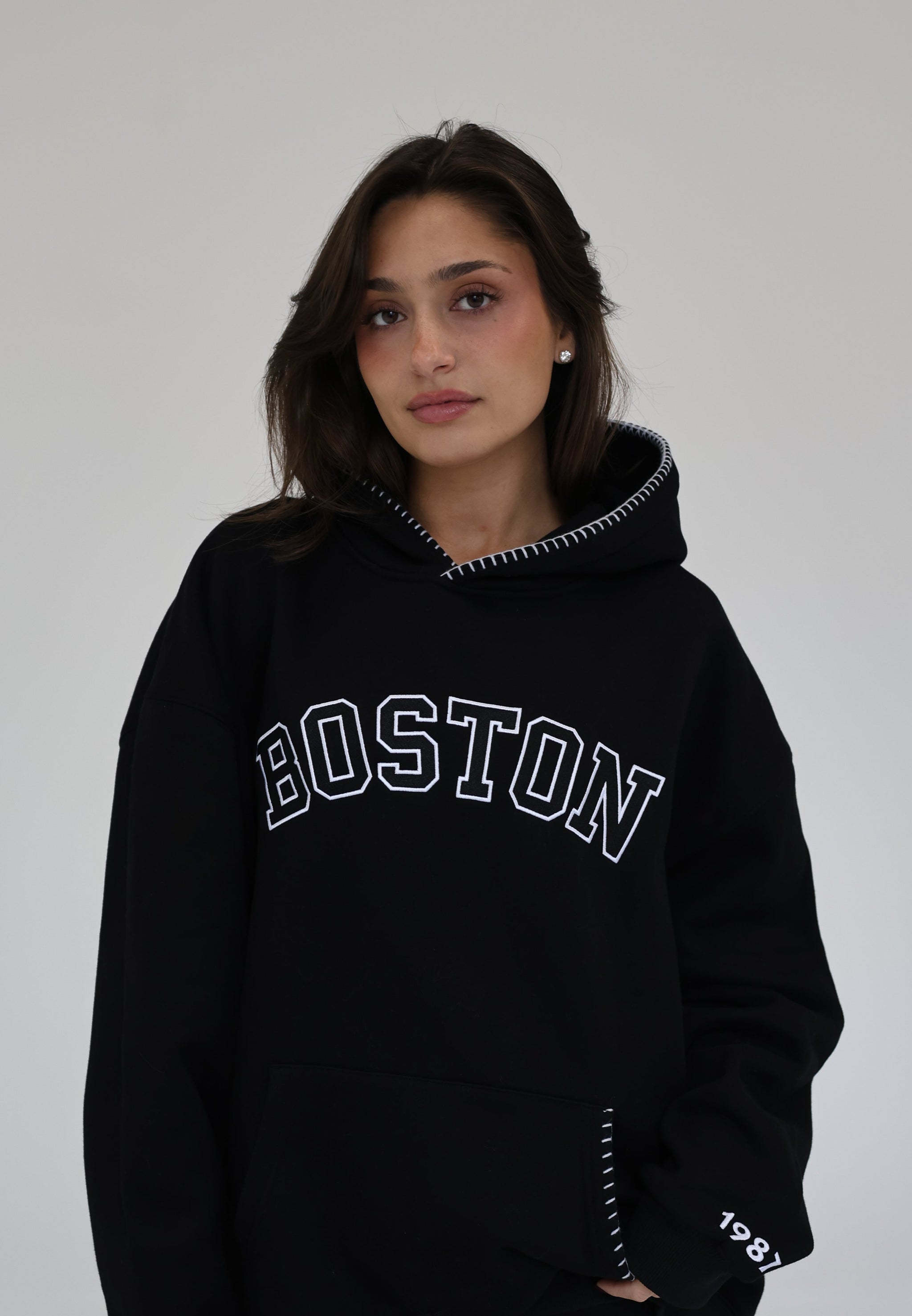 CHAMPIONS HOODIE IN 