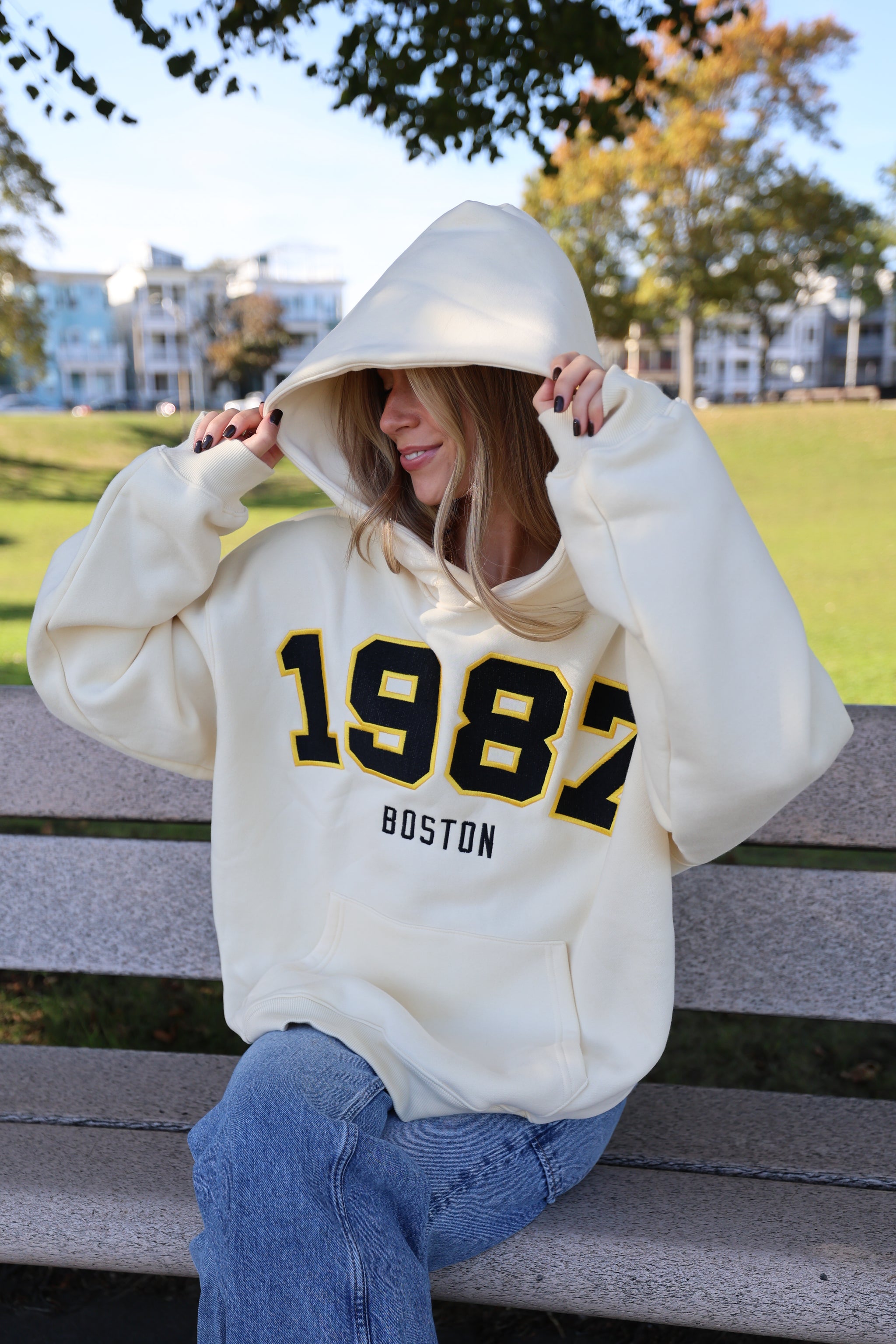 VINTAGE CHAMPS HOODIE IN 