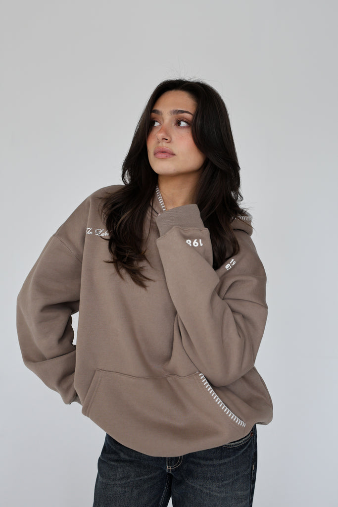 LABEL HOODIE IN "TAUPE"