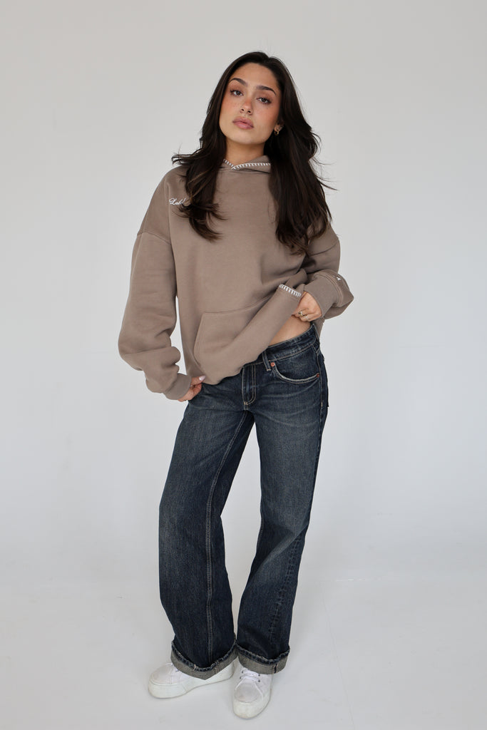 LABEL HOODIE IN "TAUPE"